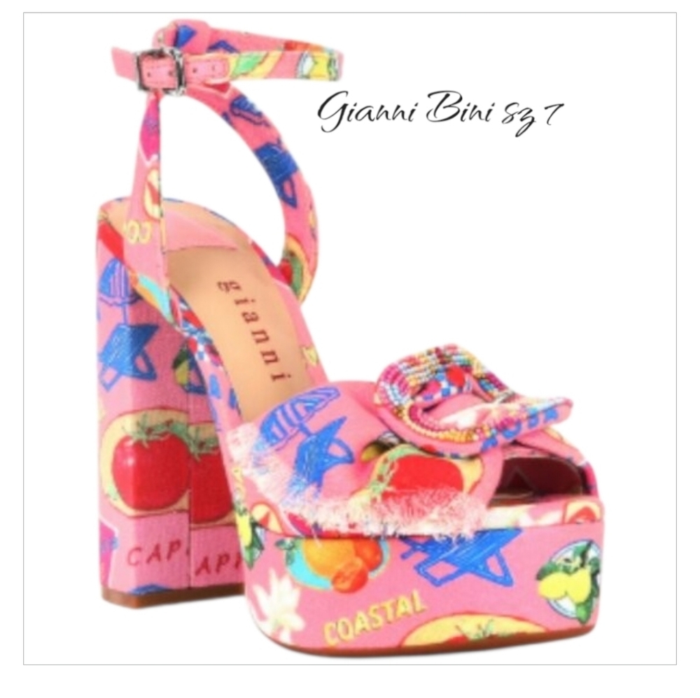 Gianni Bini Tobias Printed Linen Mismatched Buckle Platform Sandals Pink 7